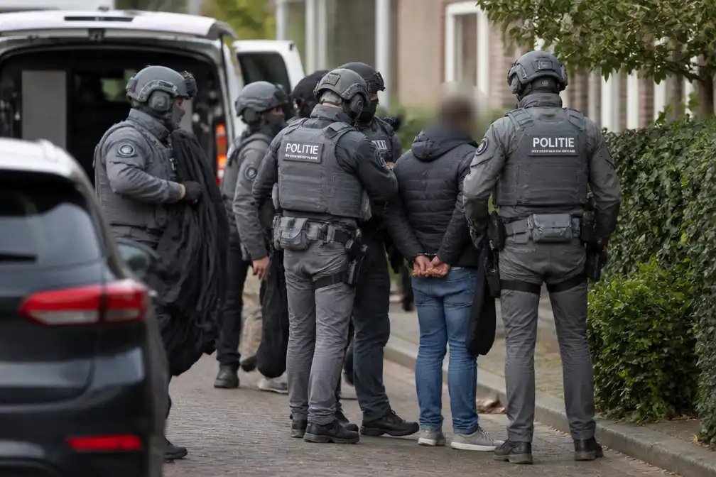 Vijf aanhoudingen na gijzeling in Tiel, gegijzelde bevrijd