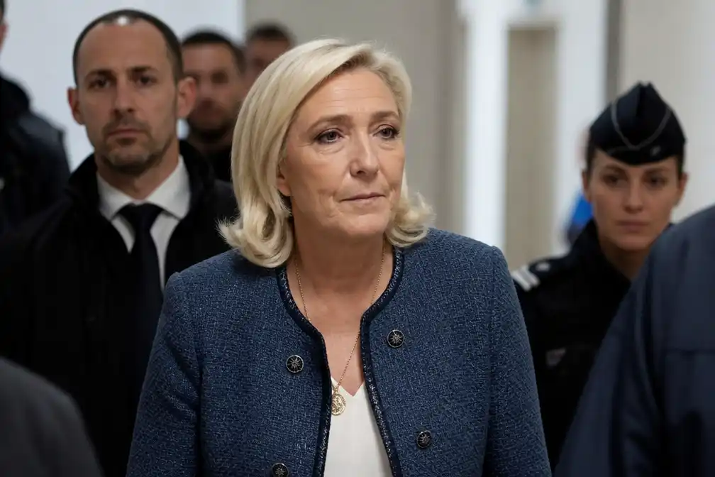 Marine Le Pen veroordeeld tot 3 jaar cel maar blijft presidentskandidaat