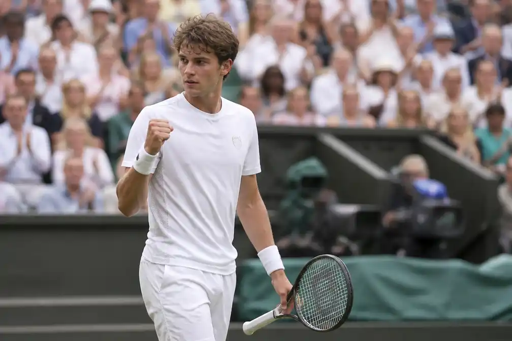 Wildcard Arthur Fery verrast Wimbledon, bereikt halve finales als nummer 114