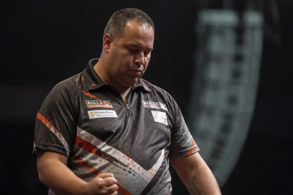 Wattimena verliest eerste Euro Tour-finale van Ratajski in Leverkusen
