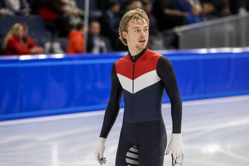 Shorttracker Sven Roes na twee weken vermissing weer thuis
