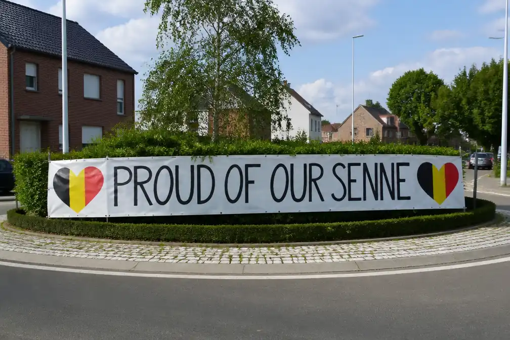 Doelman Senne Lammens krijgt steunspandoek in thuisgemeente Aaigem