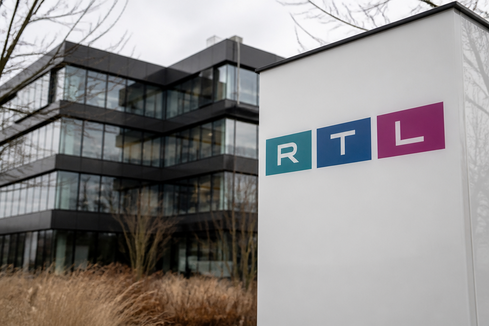 RTL 'diep geraakt' door plotseling overlijden van acteur Cees Geel