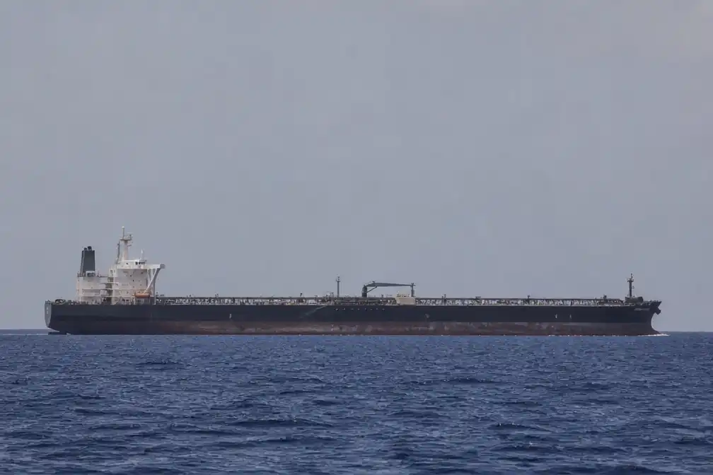 VS beschiet tanker onder Curaçaose vlag op weg naar Iran