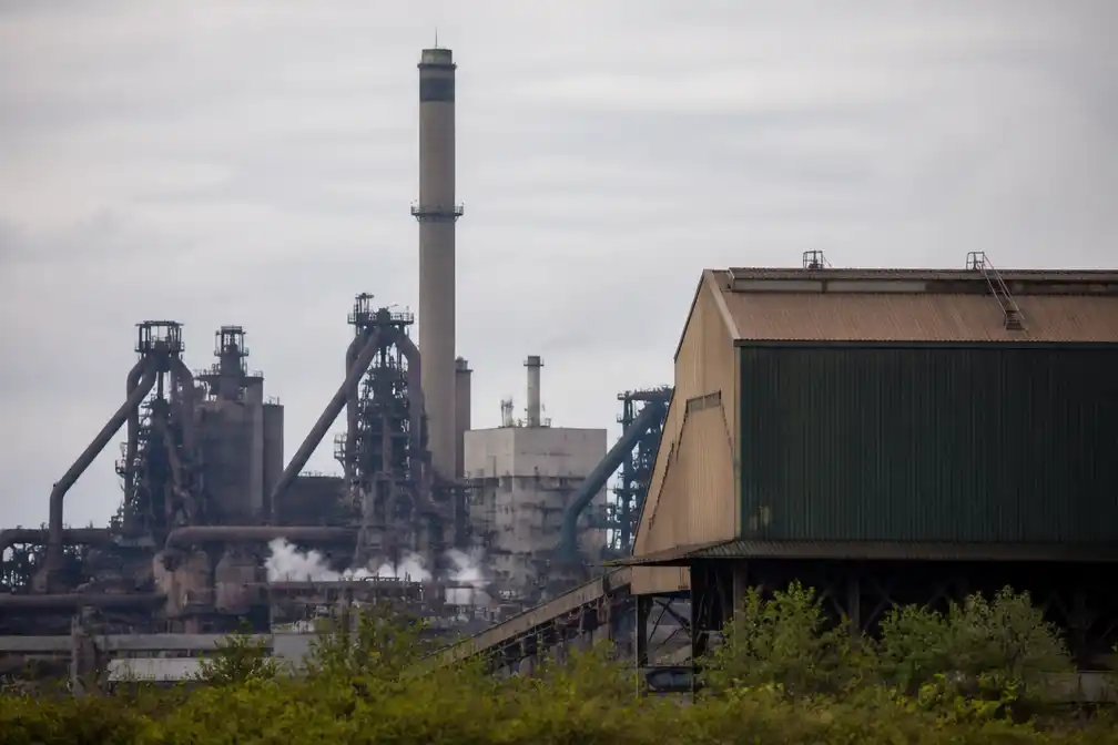 Britse overheid nationaliseert British Steel om staalproductie veilig te stellen
