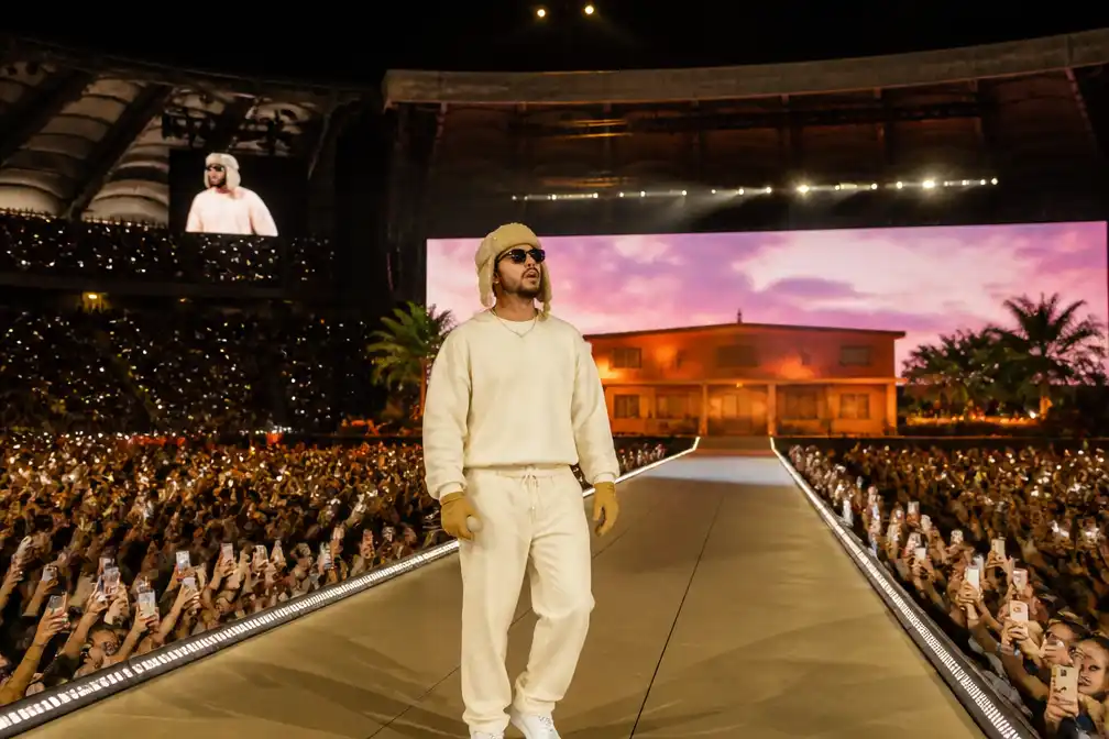 Bad Bunny sluit wereldtournee af met uitverkocht concert in Brussel