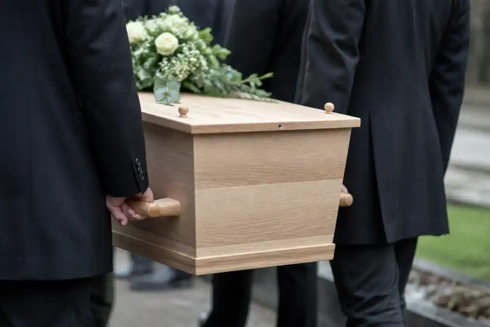 Cees Geel in besloten kring begraven