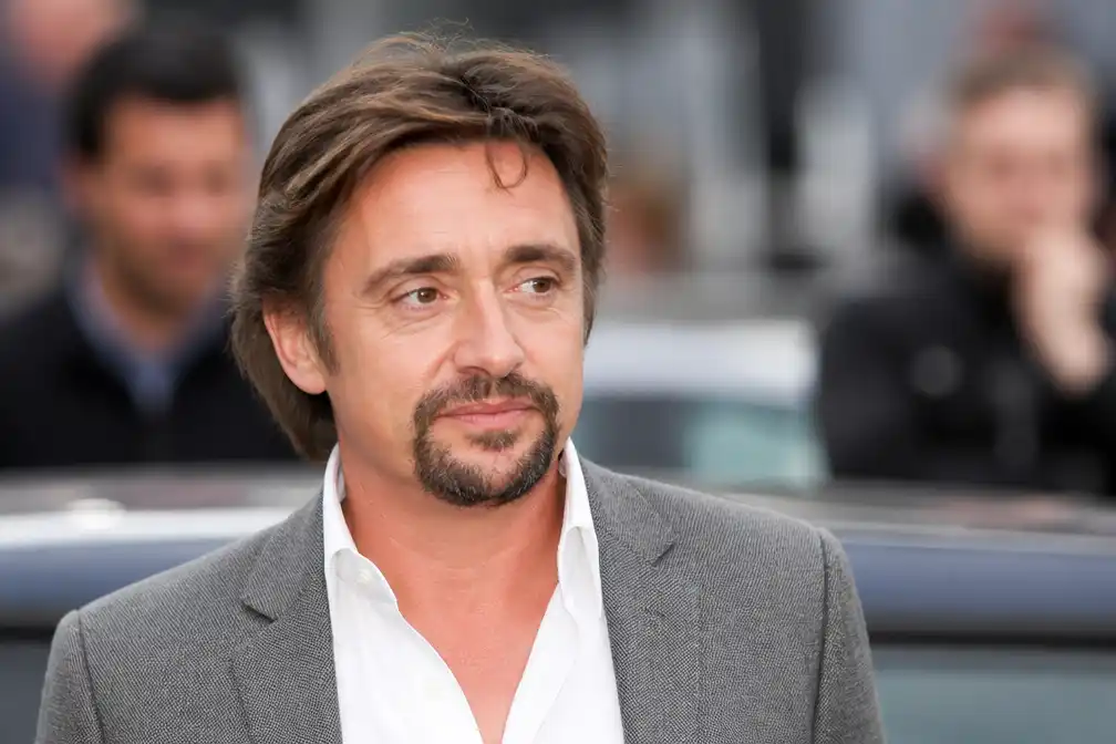 Oud-Top Gear-presentator Richard Hammond beboet voor twee keer hardrijden in drie weken