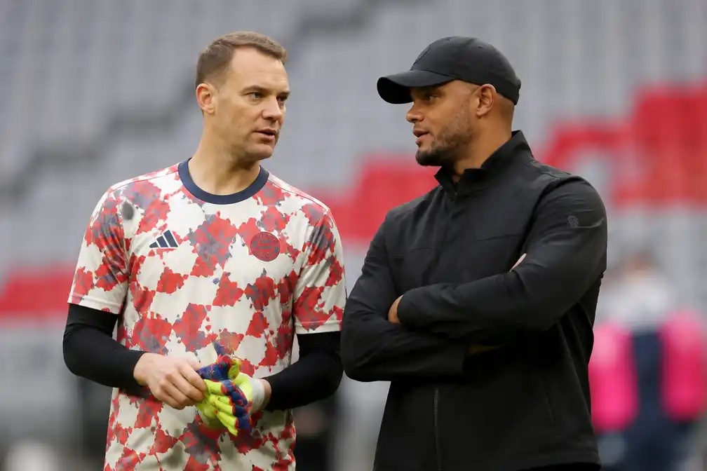 Manuel Neuer (40) hint dat dit zijn laatste seizoen bij Bayern München wordt